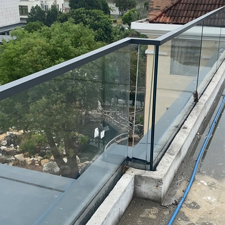 Wooden glass railing in kanpur